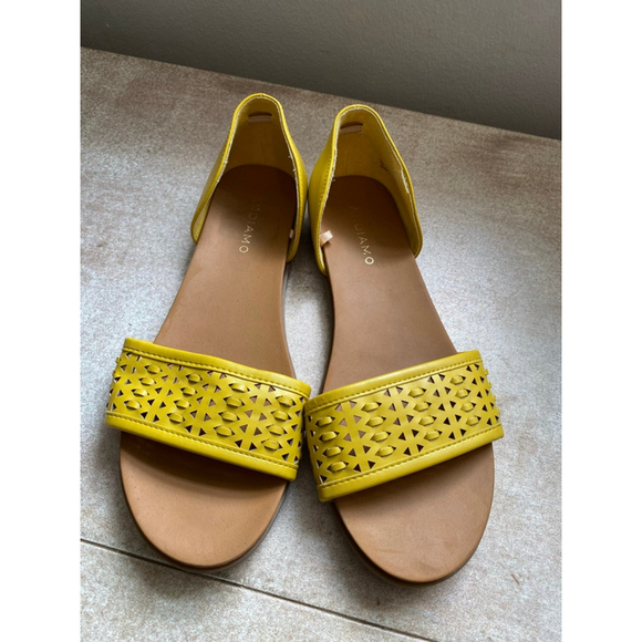 Andiamo Yellow Cutout Slide Sandals Summer Beach Resort Boho Coastal Slip-On 9.5 - Picture 2 of 6